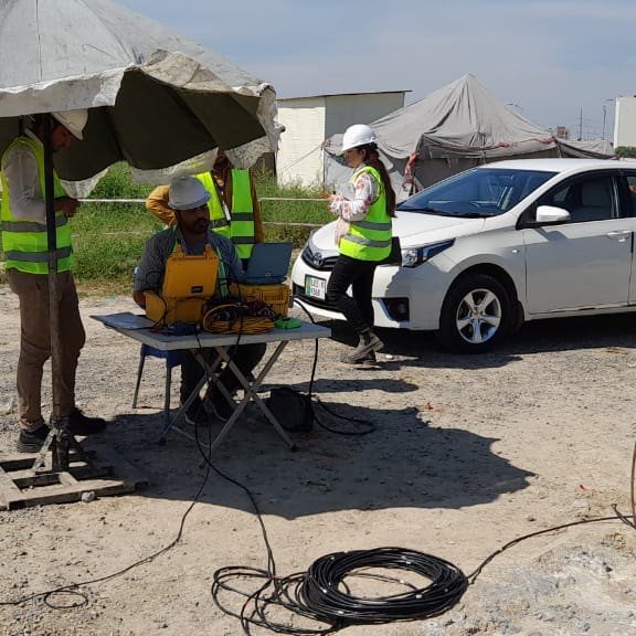 Downhole seismic logging